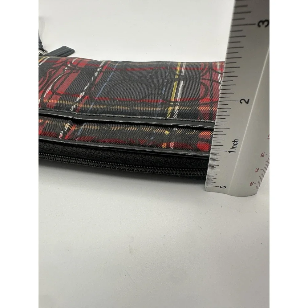Coach authentic signature